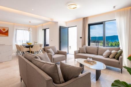 Prodaja, Kuća, 250m2 , MRČEVAC