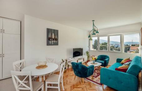 Izdavanje, Stan, 54m2 , Tivat