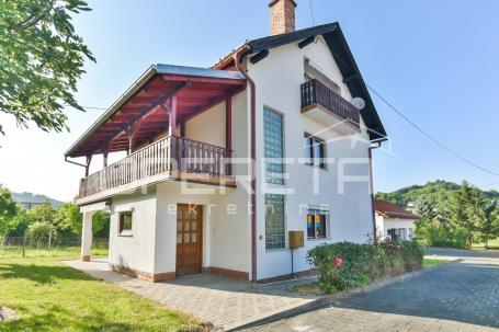 KUĆA, KRAPINSKE TOPLICE / KLOKOVEC – 243 m² stambene površine + objekt s poslovn