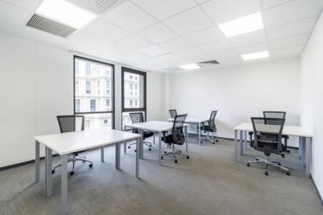 Prekrasno uređen uredski prostor za 15 zaposlenika na lokaciji Spaces Matrix
