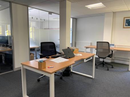 Privatni uredski prostor za 1 osobu na lokaciji HQ Kovinska