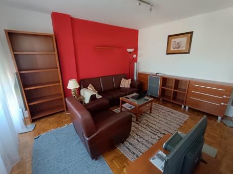 Dvosoban stan za izdavanje, Blok 70,  55m²