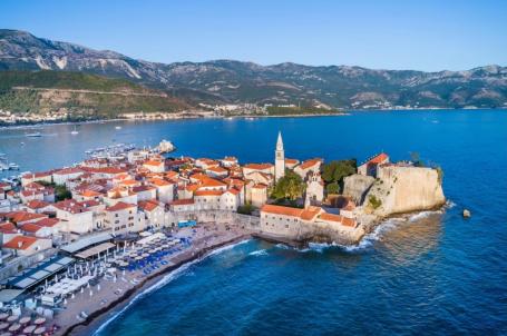 Trospratna renovirana kamena kuća u Starom gradu, Budva