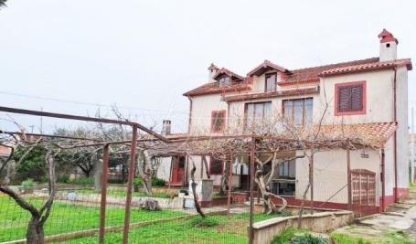 Samostojeća kuća, Šikići