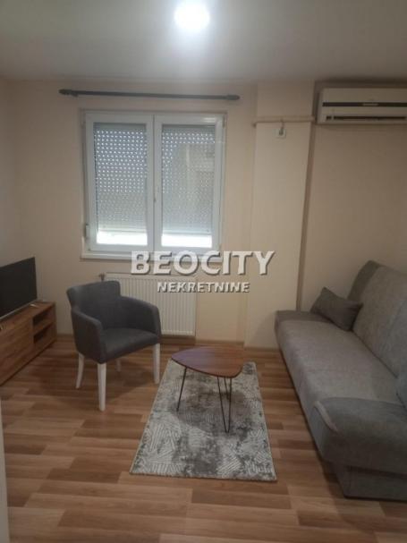 Novi Sad, Telep, Bulevar Evrope, 1.5, 30m2, 300EUR