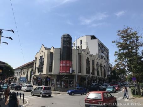 Izdavanje, Lokal, 55m2 , Centar