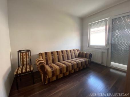 Izdavanje, Stan, 33m2 , Centar
