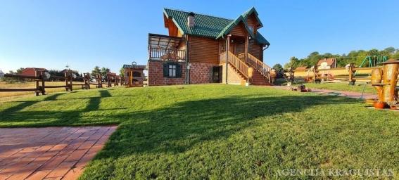 Prodaja, Kuća, 153m2 , Zlatibor