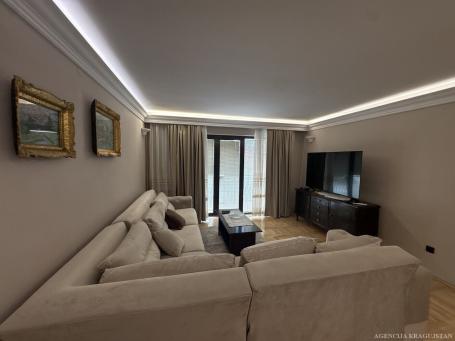 Izdavanje, Kuća, 95m2 , Stanovo