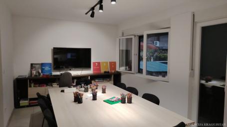 Izdavanje, Stan, 38m2 , Centar