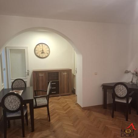 NOVI SAD - CENTAR - IZDAVANJE NEKRETNINA - 54 m2 - 600€