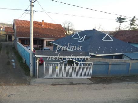 Prodaja, Kuća, 150m2 , Stanovo