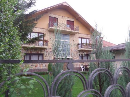 Prodaja, Kuća, 400m2 , Palilule