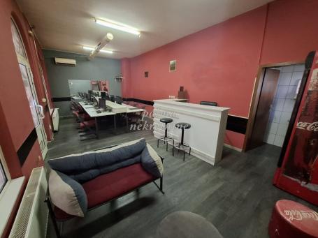 Izdavanje, Lokal, 75m2 , Bresnica
