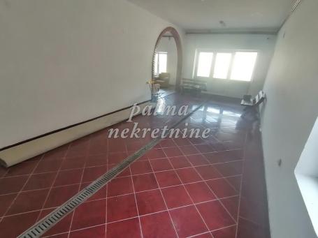 Izdavanje, Poslovni prostor, 80m2 , Ilićevo