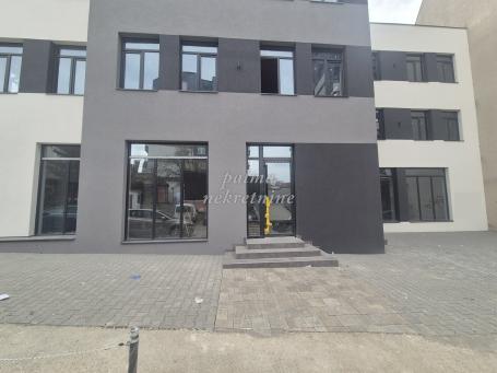 Izdavanje, Poslovni prostor, 170m2 , Centar