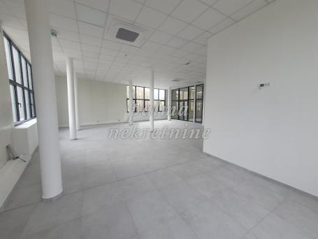 Izdavanje, Lokal, 150m2 , Aerodrom