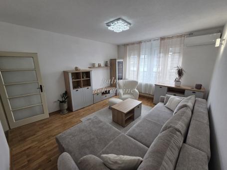 Izdavanje, Stan, 41m2 , Centar