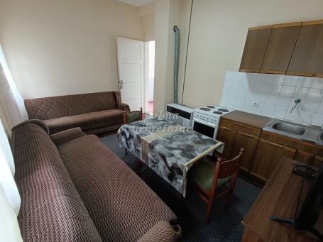 Izdavanje, Stan, 40m2 , Centar