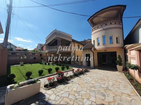 Prodaja, Kuća, 360m2 , Aerodrom