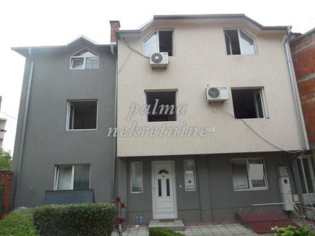 Prodaja, Kuća, 200m2 , Centar