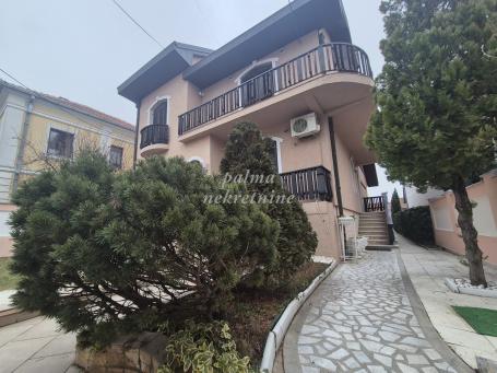 Prodaja, Kuća, 250m2 , Sušica