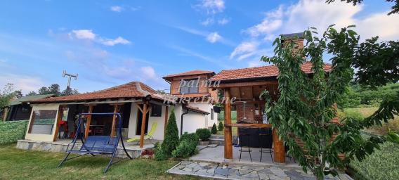 Prodaja, Kuća, 100m2 , Knić
