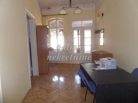 Prodaja, Stan, 80m2 , Centar
