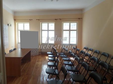 Prodaja, Poslovni prostor, 80m2 , Centar