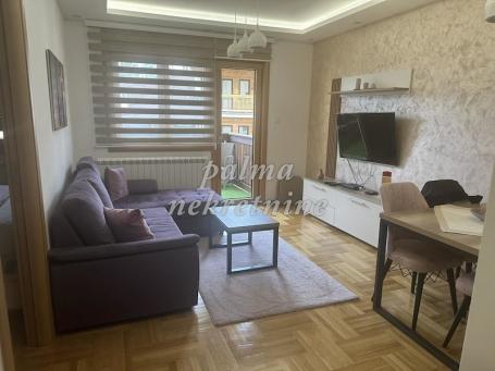 Prodaja, Stan, 40m2 , Centar
