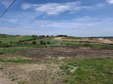 Prodaja, Građevinsko zemljište, Divostin