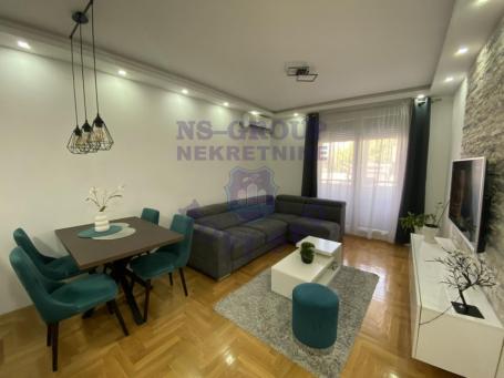 Fenomenalan u mirnom i lepom delu grada - 42m2 !