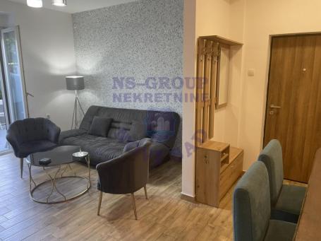 Jednoiposoban stan na Karagaci, 45m2
