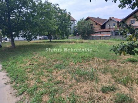 Klisa- Plac 800 m2 pogodan za Parking-Zakupnina 700e-065/385 8880