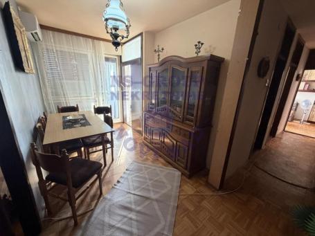 Odlican stan na Bulevaru Oslobodjenja 