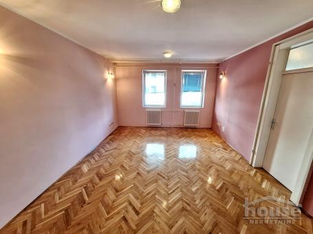 NOVI SAD - BULEVAR - 40.00 m2