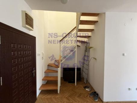 Odličan dvosoban stan na prodaju u centru Novog Sada !