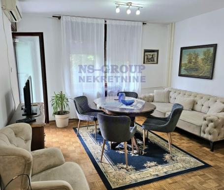 Odličan, komfpran dvosoban stan na Novom Naselju!