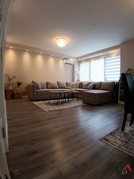 NOVI SAD - SOCIJALNO - TROSOBAN STAN - 76 m2 - 259,650€
