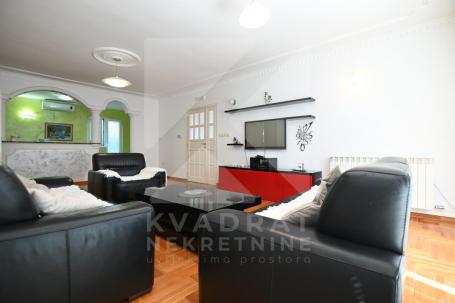 Izdavanje, Trosoban stan, Podgorica, Donja Gorica, 150m2