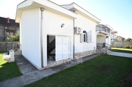 Izdavanje, Kuća, Podgorica, Zlatica, 400m2