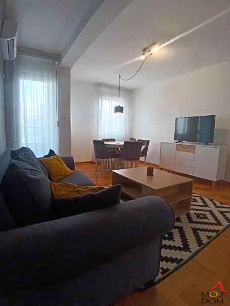NOVI SAD - BETANIJA - JEDNOIPOSOBAN STAN - 42 m2 - 152,440€