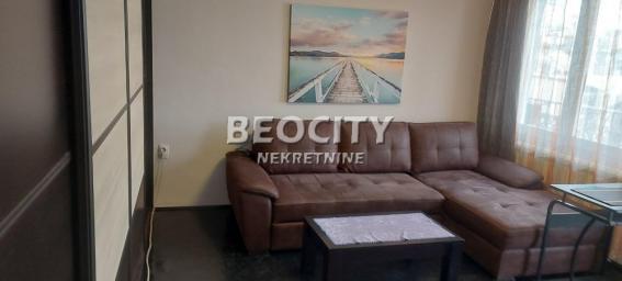 Vračar, Hram Svetog Save, Bulevar oslobođenja, 1.0, 35m2, 400EUR