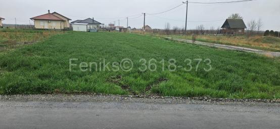 Prodaja placa Bečmen 5,5 ari