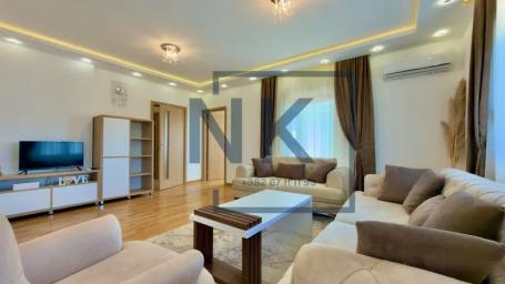 Najam/Izdavanje | Dvosoban stan | 650m2 | Podgorica, Centar