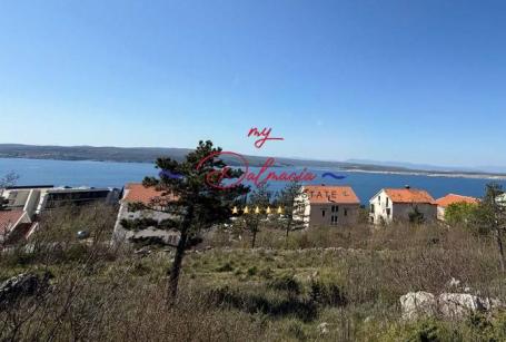 Građevinsko zemljište u Crikvenici 686m² s panoramskim pogledom na more