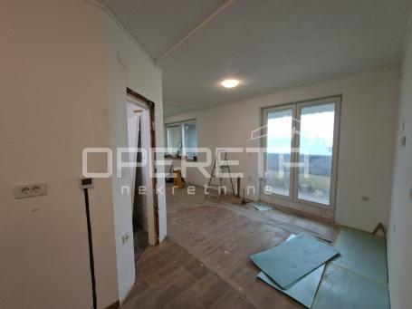 Iznajmljuje se jednosoban stan (52,20 m²) – mogućnost uređenja prema vlastitim ž