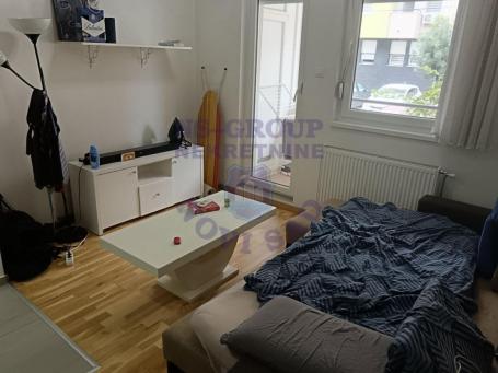 Garsonjera 28m2 Nova Detelinara