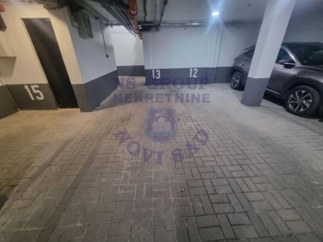 Garazno mesto u suterenu zgrade, 12m2