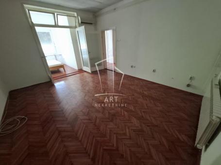 Dr Nedeljka Ercegovca, 53m2, obezbeđen parking ID#15060